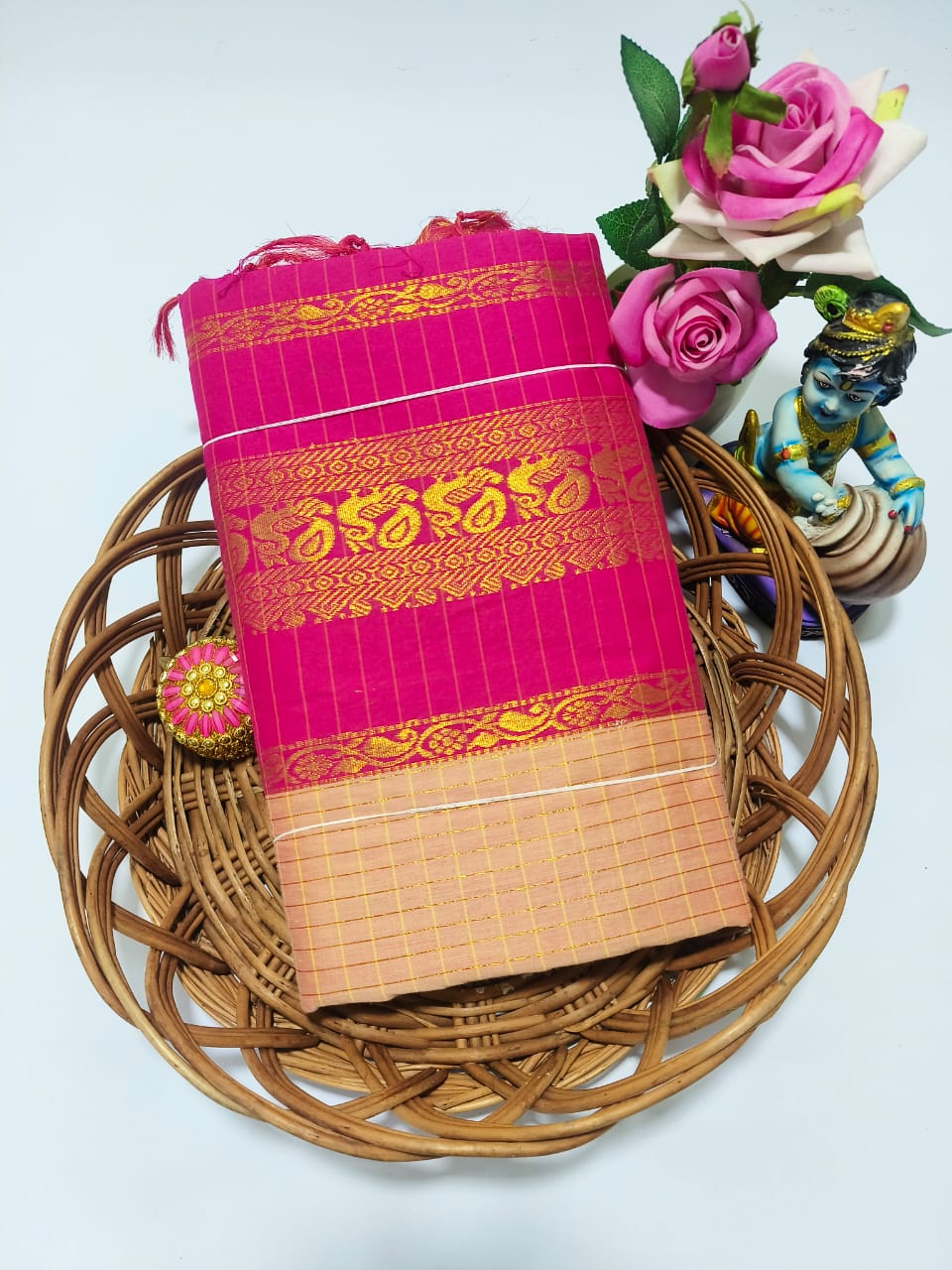 Kalyani cotton checked saree/Lata Gadwal Paithani - Sandal With Pink